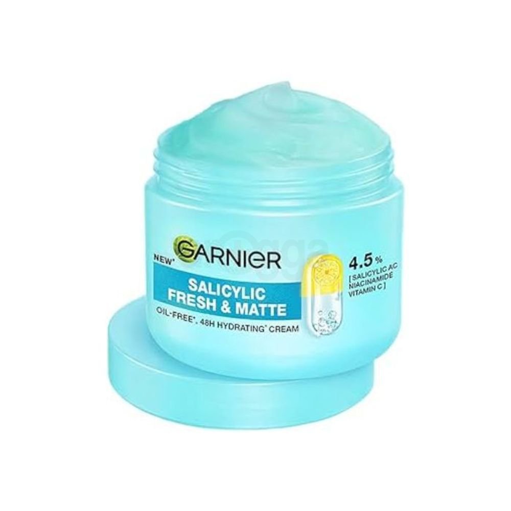 Garnier Salicylic Fresh & Matte Sorbet Moisturizer Cream, 4.5% Salicylic Acid + Niacinamide + Vitamin C 45ml